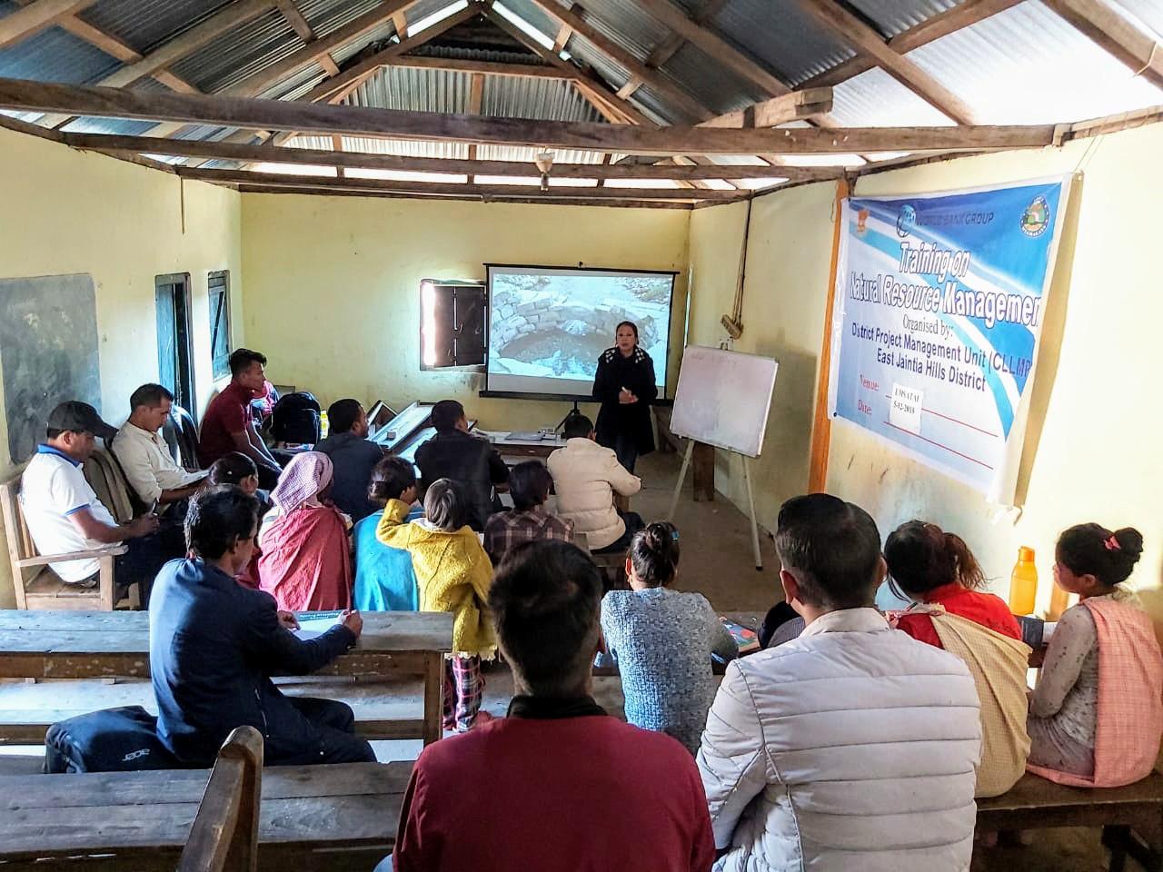 E:\KM\Images\Training\Training On Springshed Management\Khliehriat Block\IMG-20191209-WA0005~2.jpg